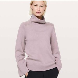 Lululemon City Trek Turtleneck